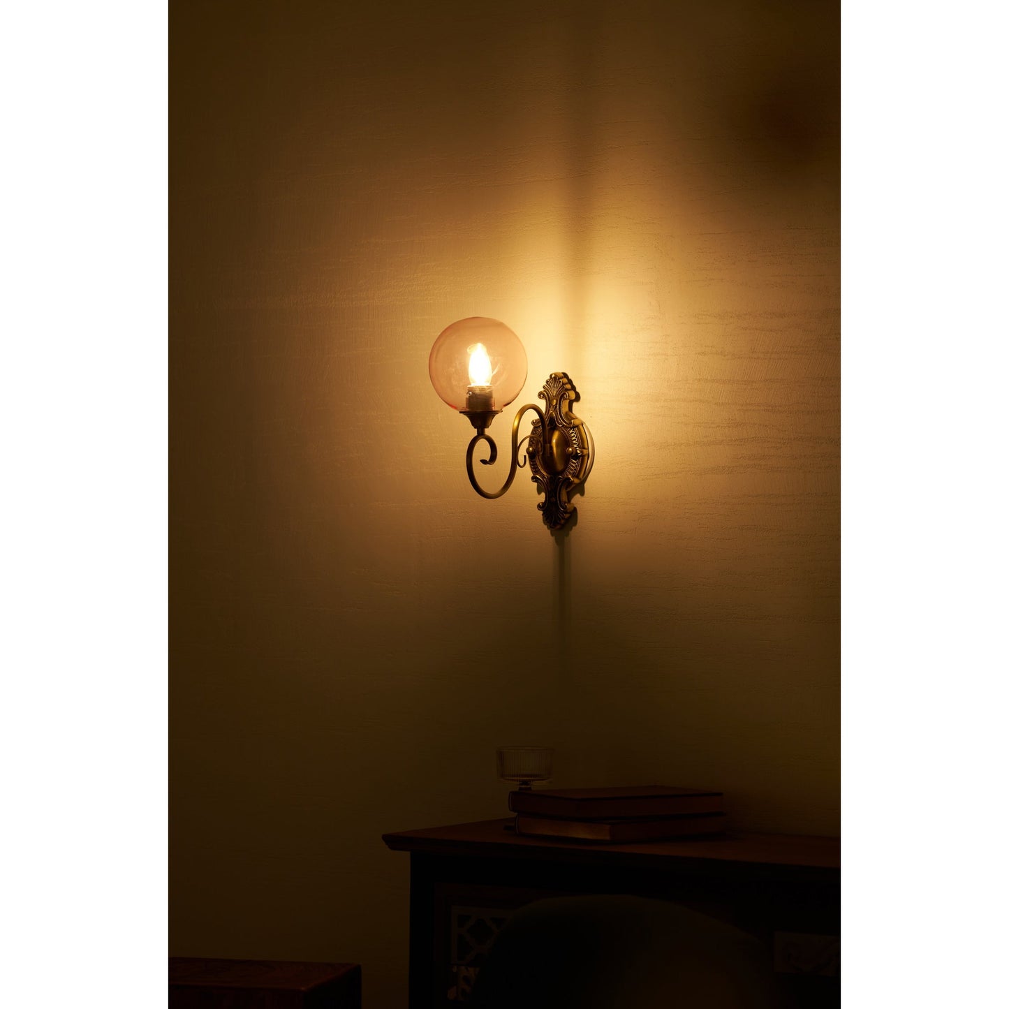 Everard Glass Wall Lamp