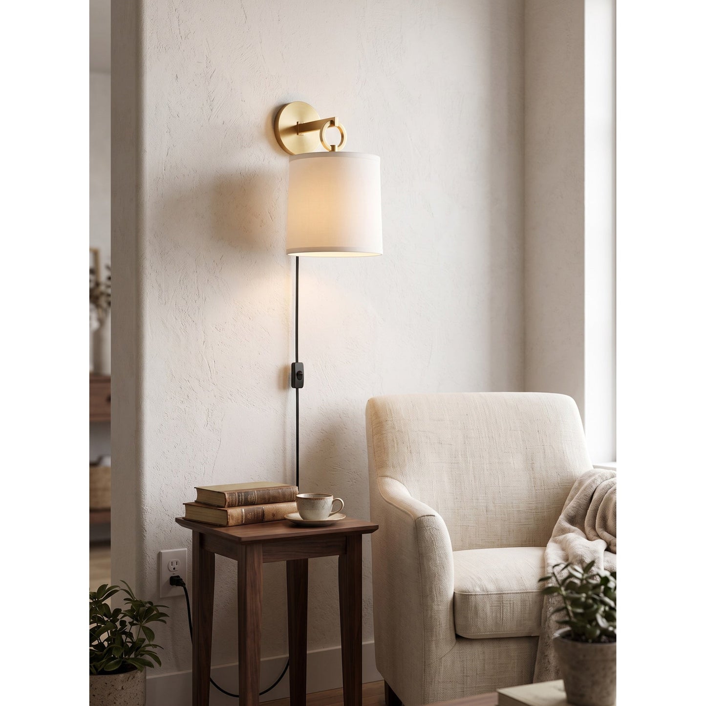 Nevara Circle Plug-in Wall Sconce