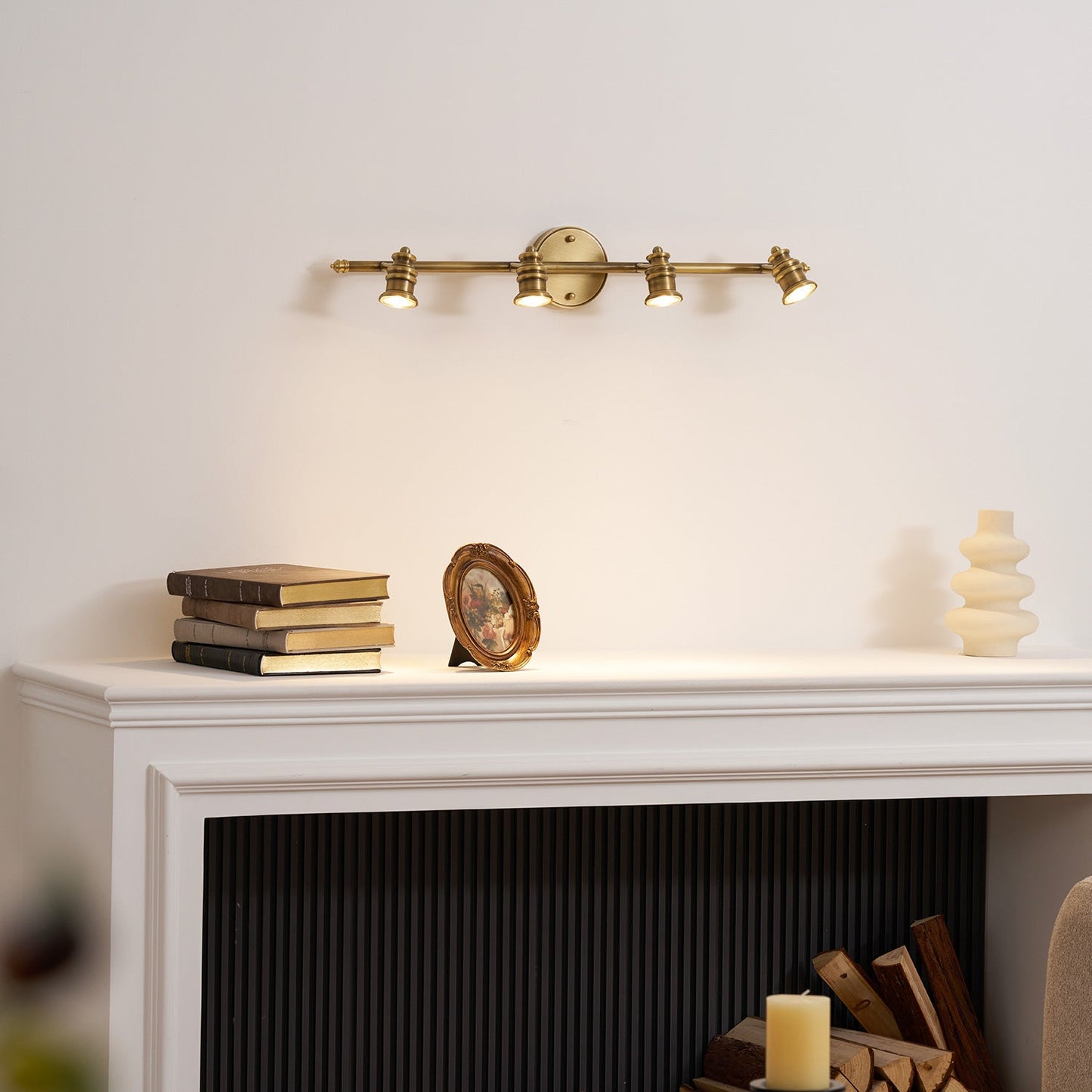 Doria Brass Wall Lamp