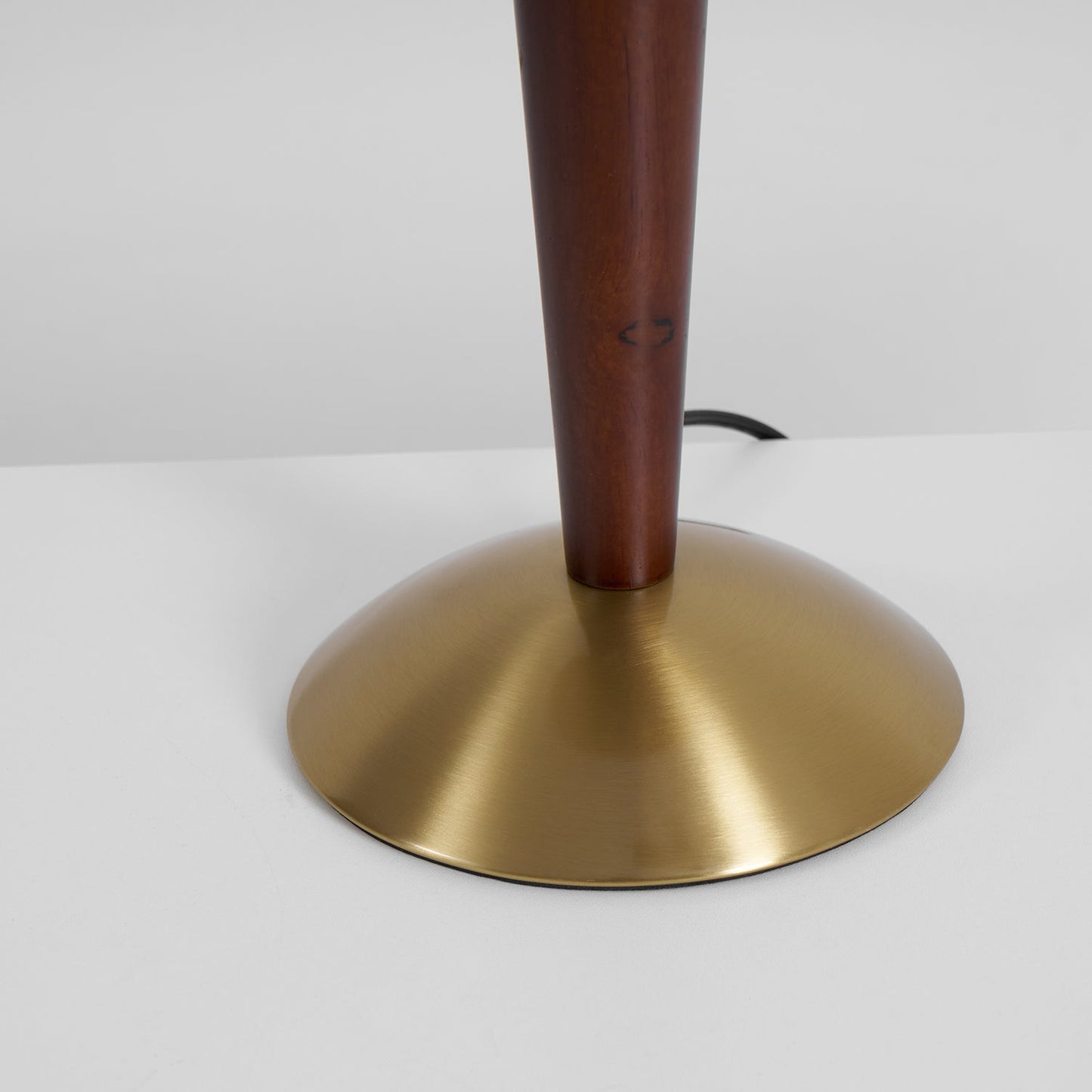 Renien Table Lamp