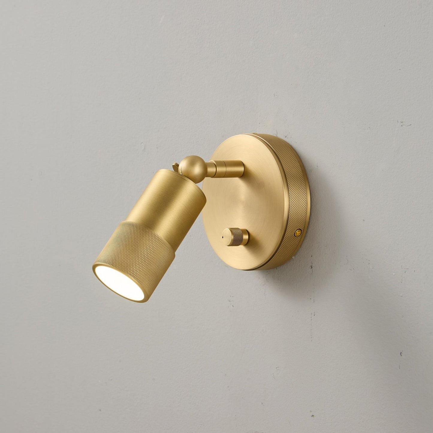 Jura Wall Sconce