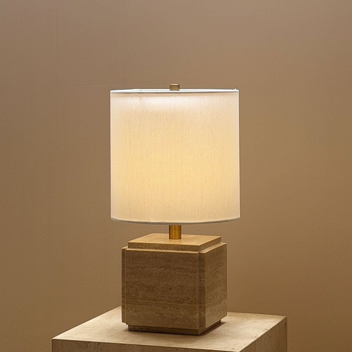 Lumo Table Lamp