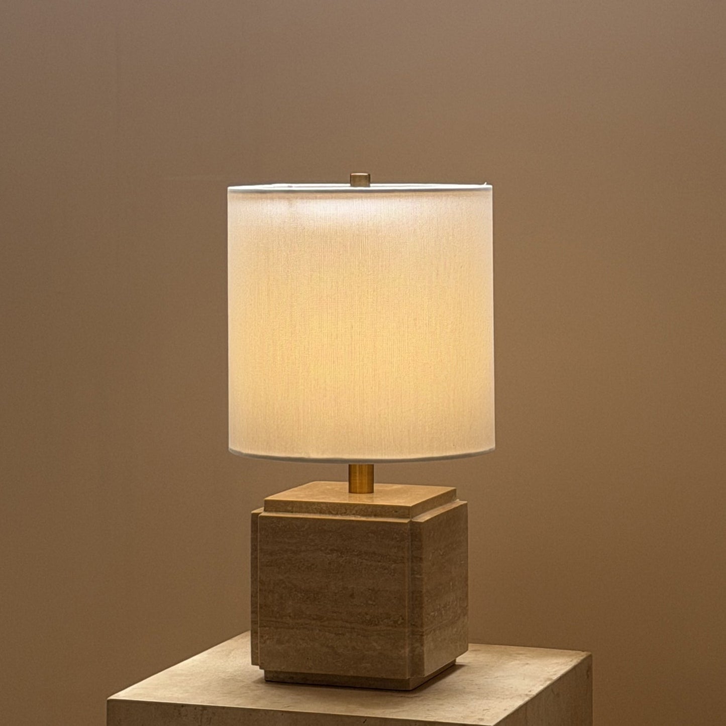 Lumo Table Lamp