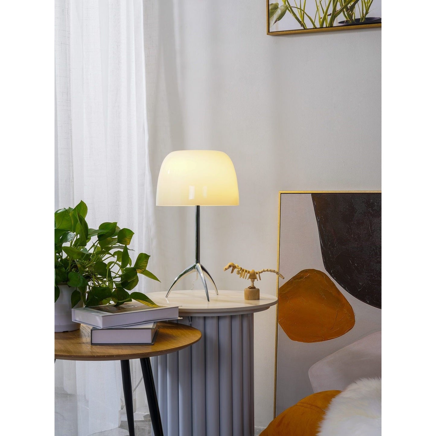 Lumiere Table Lamp