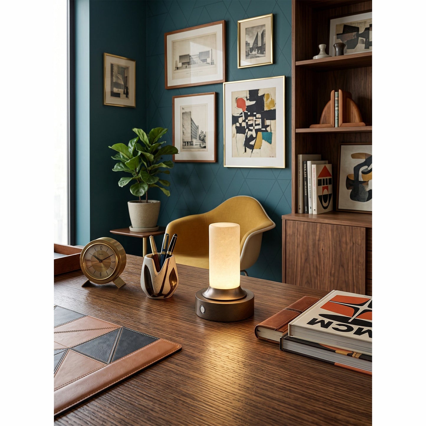 Solai Alabaster Table Lamp (Built-in Battery)
