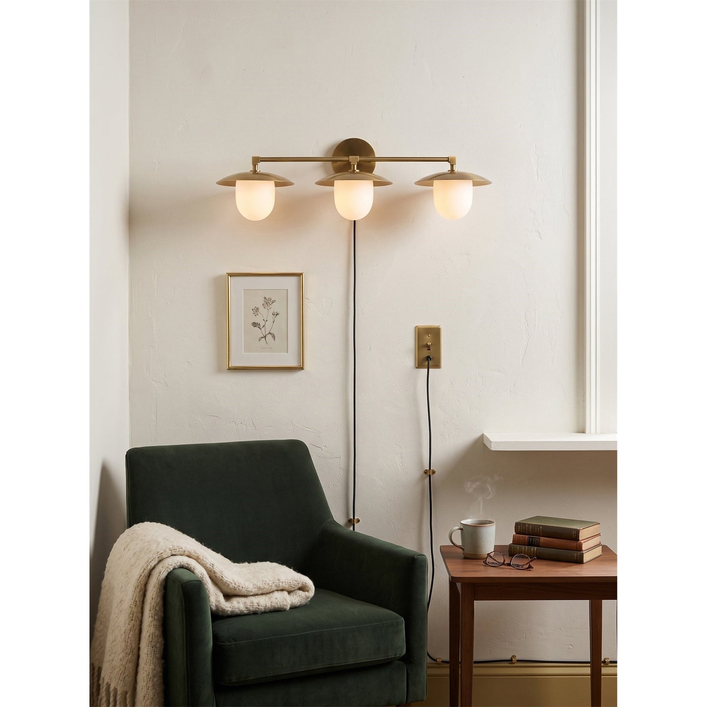 Marie Petite Plug-in Wall Sconce