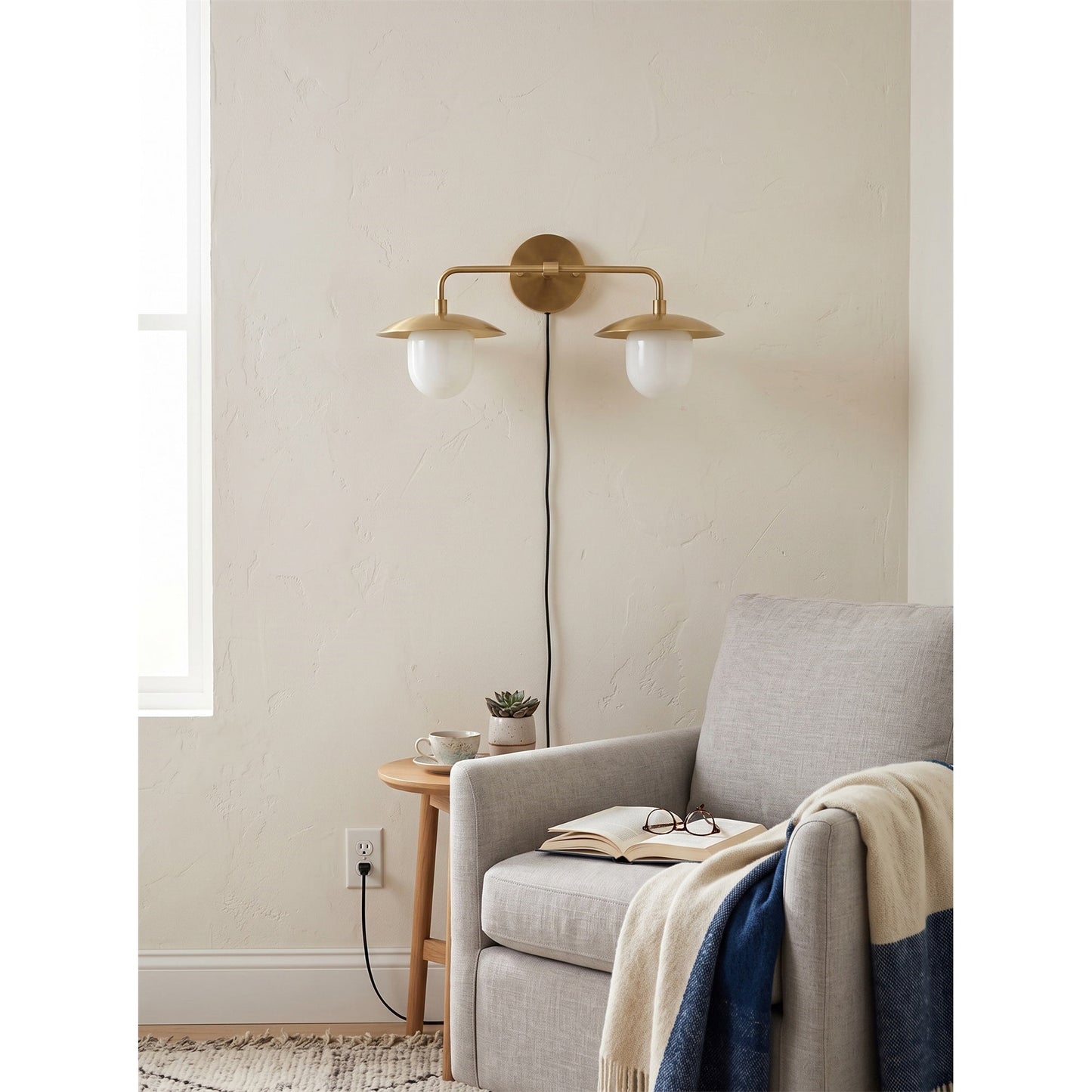 Marie Petite Plug-in Wall Sconce