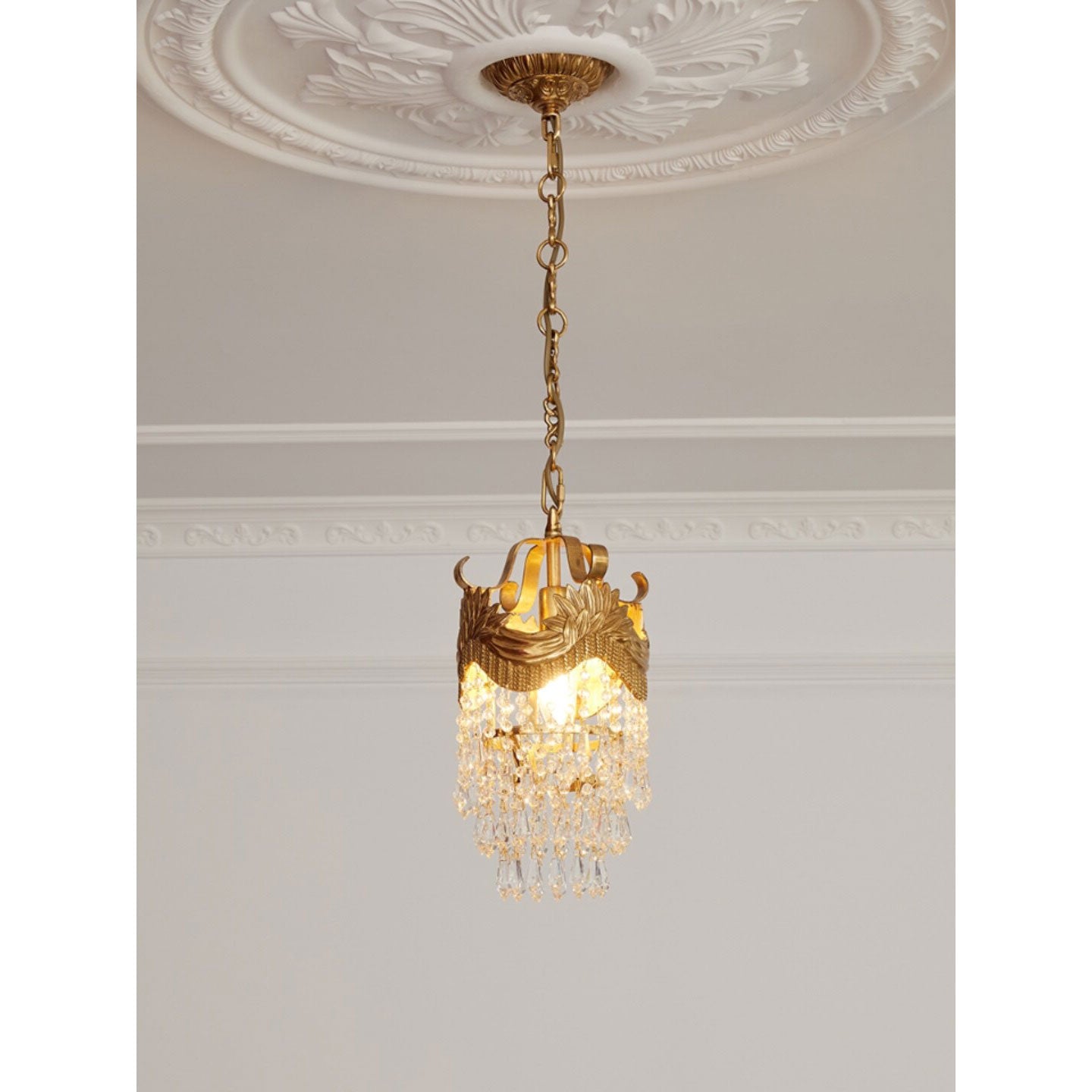 Sabia Crystal Pendant Lamp