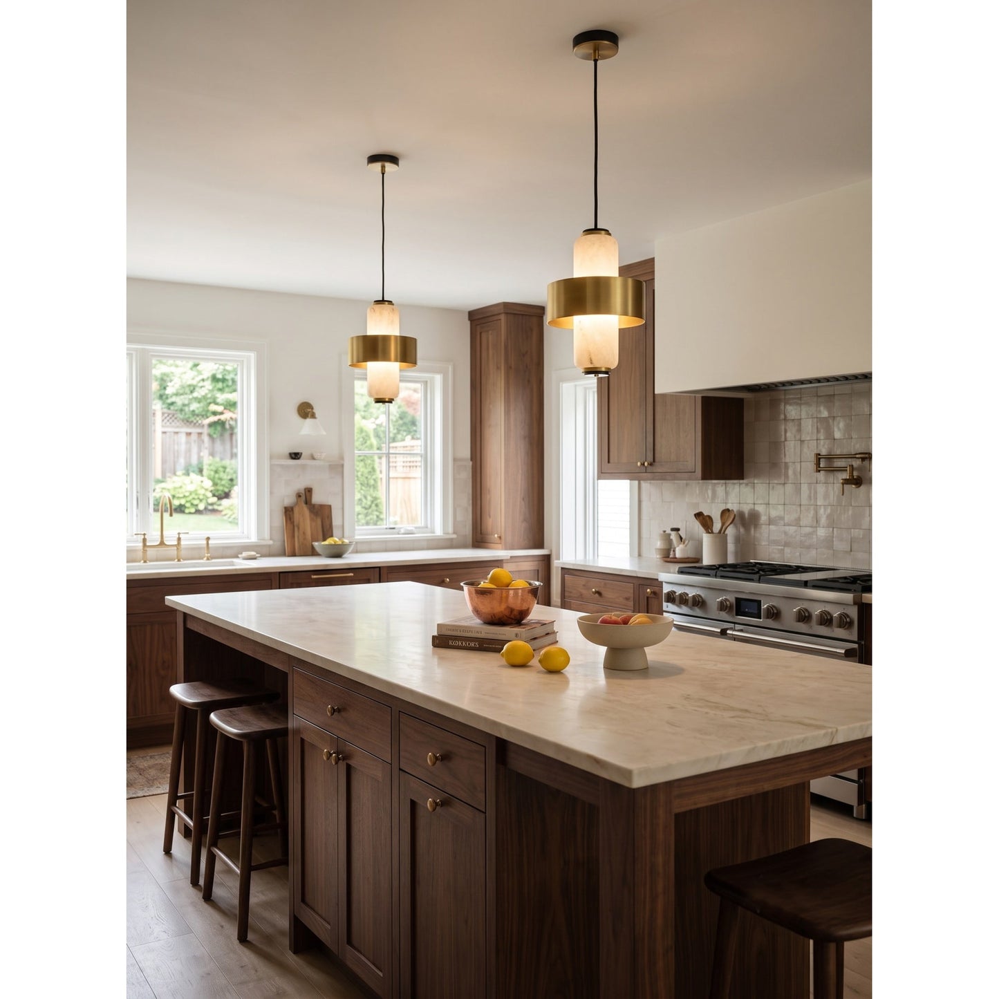 Jovine Alabaster Pendant Lamp