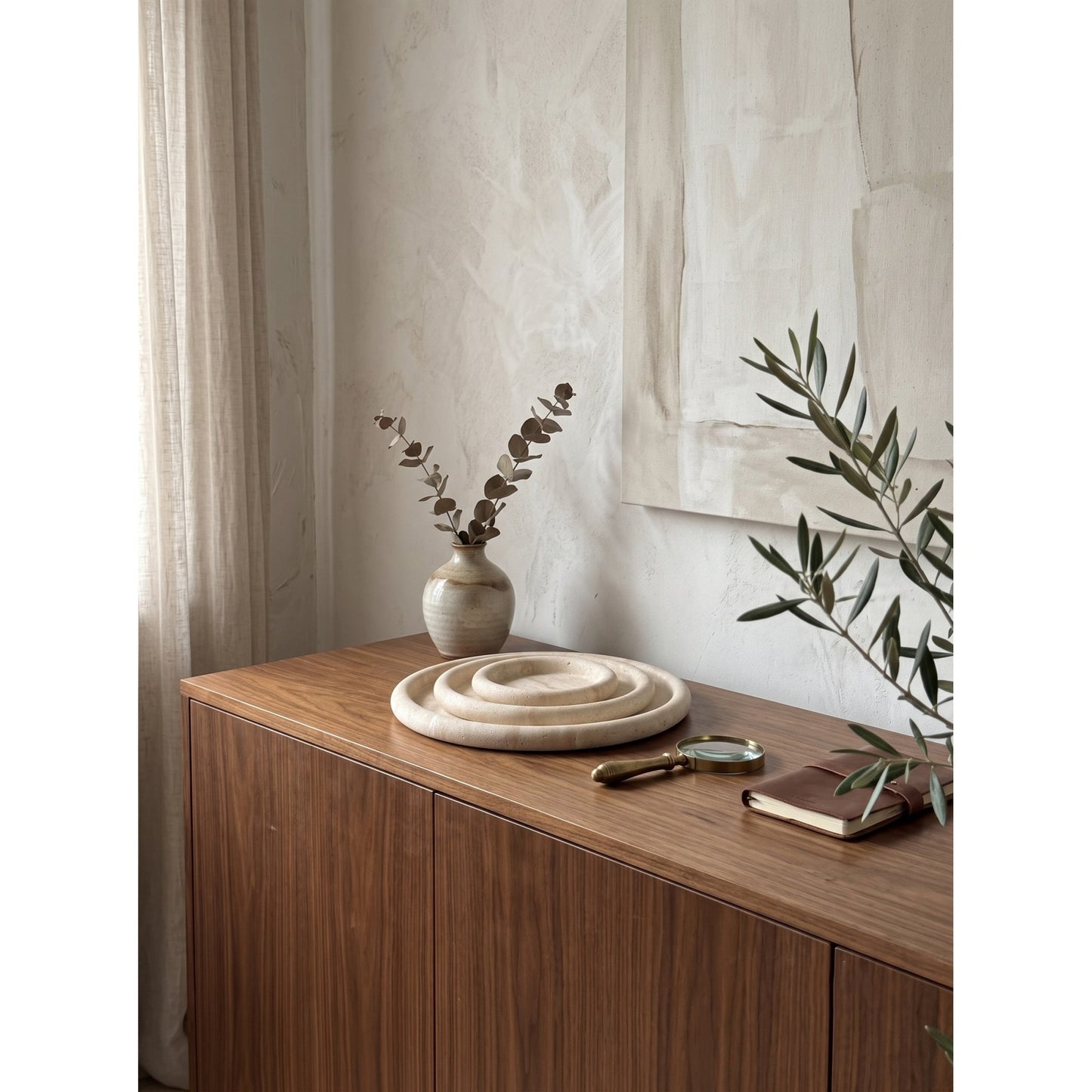 Gilola Round Tray