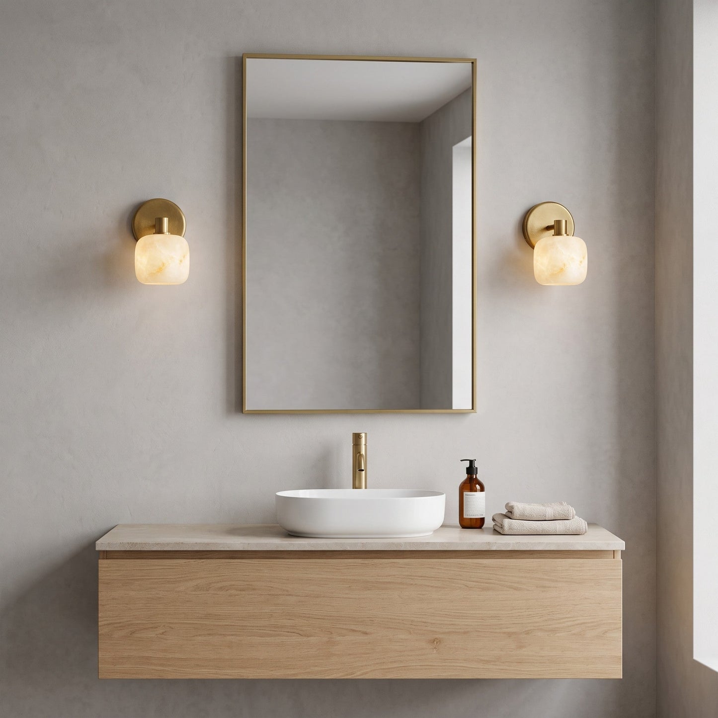 Halance Alabaster Wall Sconce