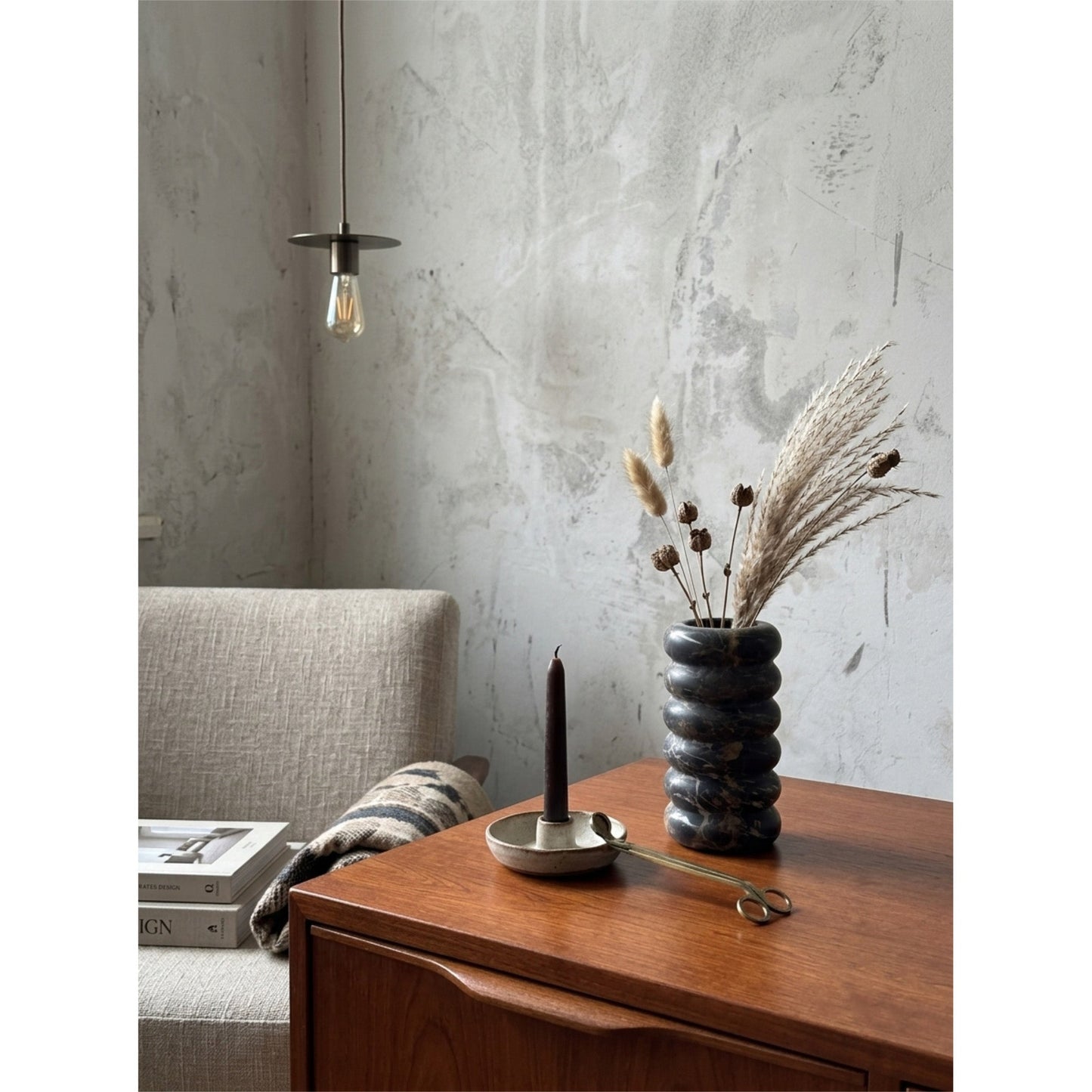 Melien Black Vase