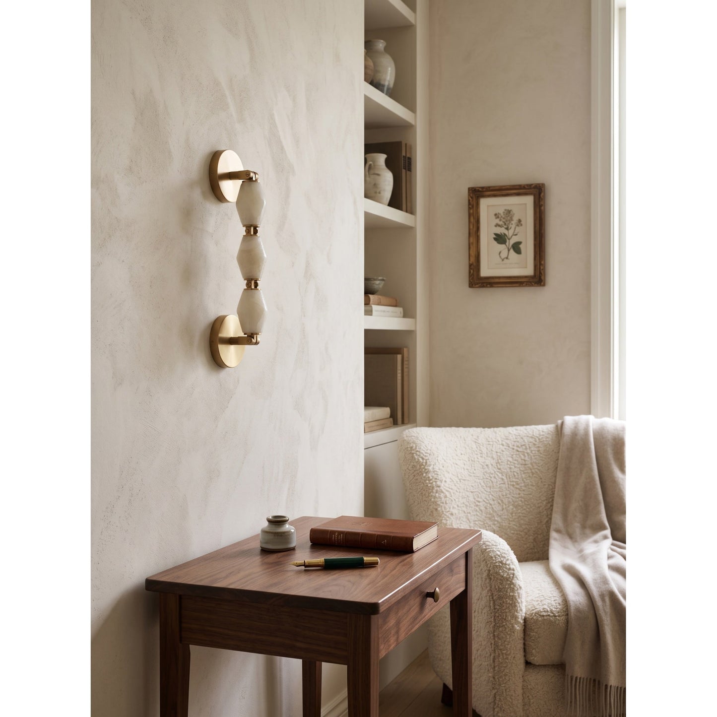Pillar Diamond Alabaster Wall Sconce