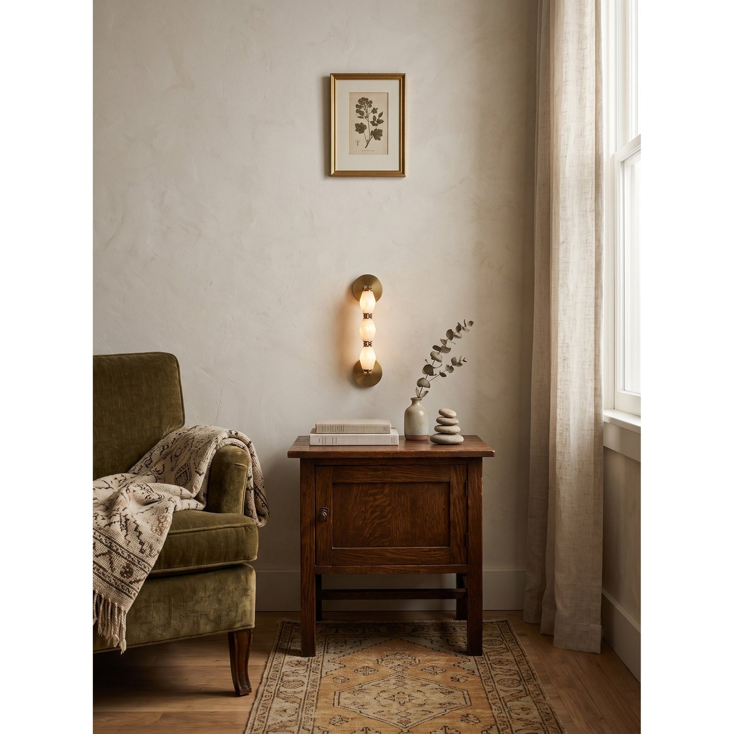 Pillar Diamond Alabaster Wall Sconce
