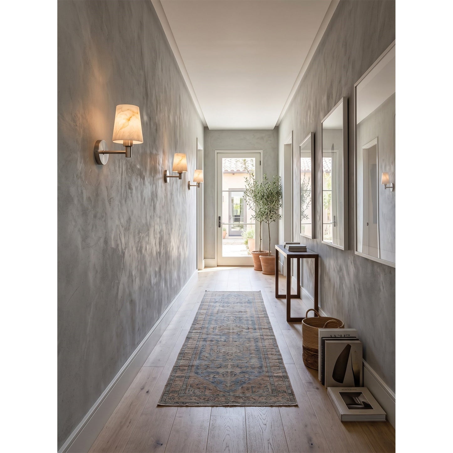 Vionon Alabaster Short Wall Sconce
