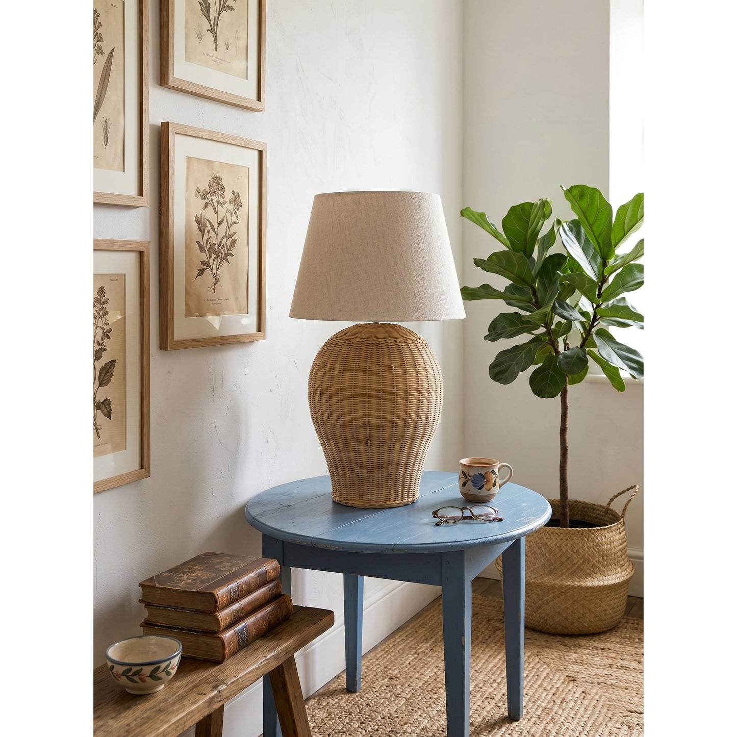 Saona Rattan Table Lamp