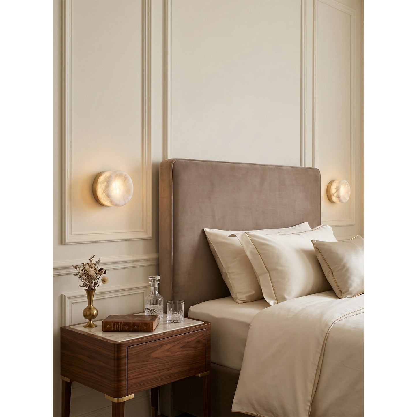 Dorola Ring Alabaster Wall Sconce