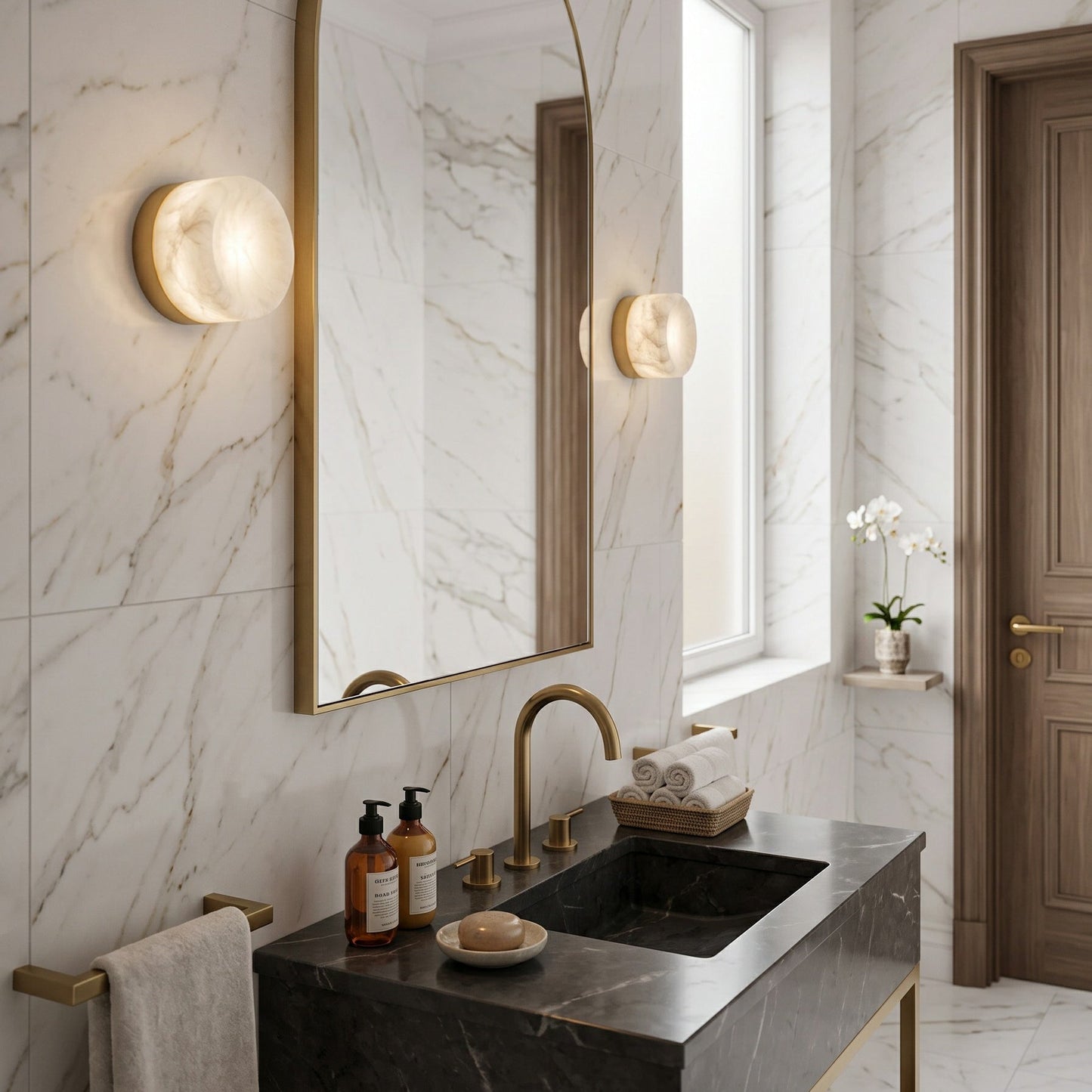 Dorola Ring Alabaster Wall Sconce