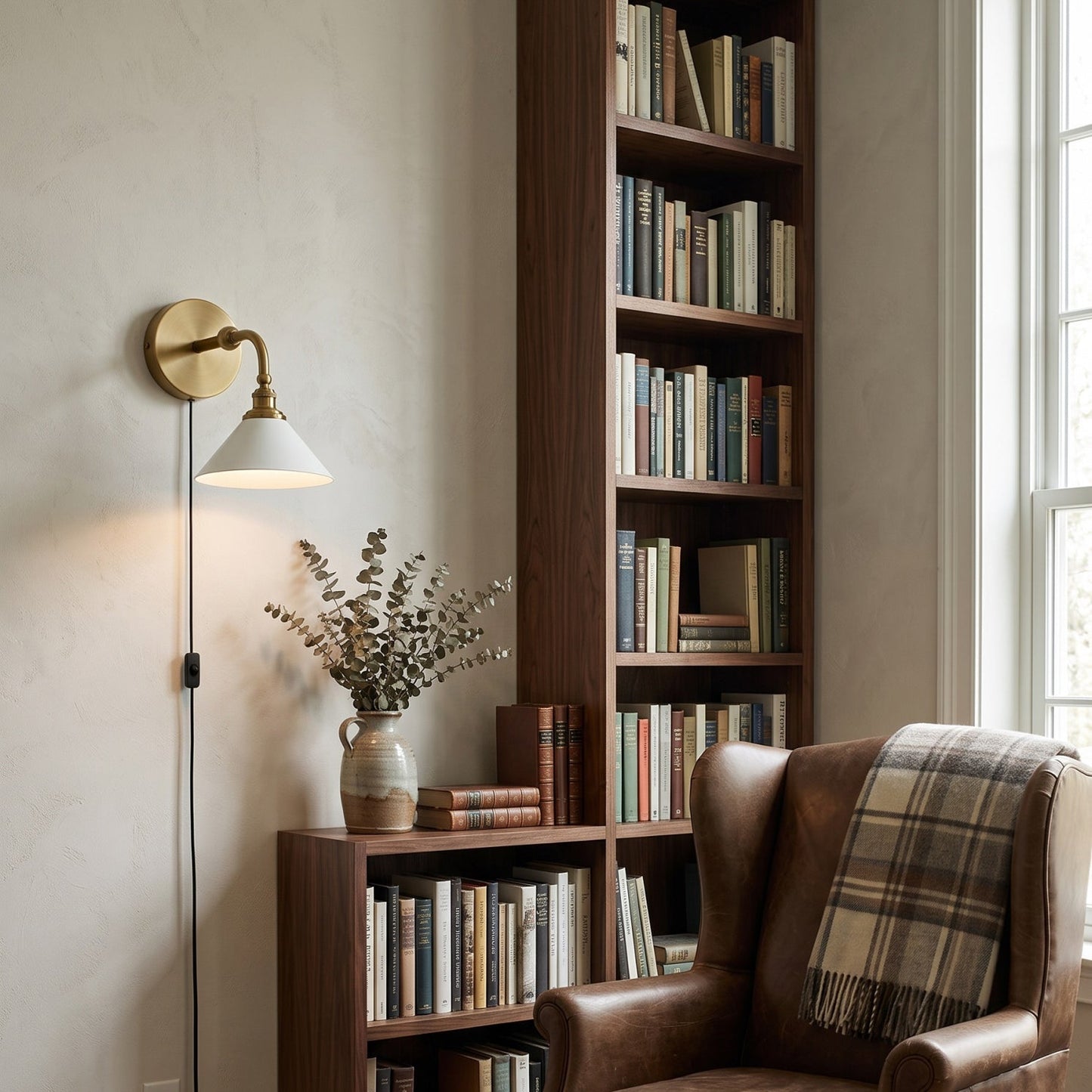 Alentejo Plug-in Wall Sconce