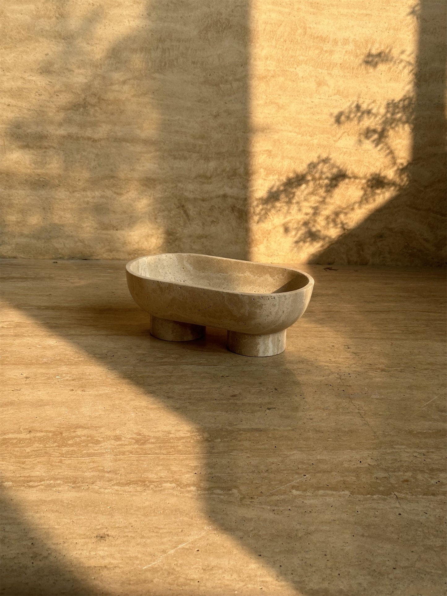 Andien Footed Oval Tray