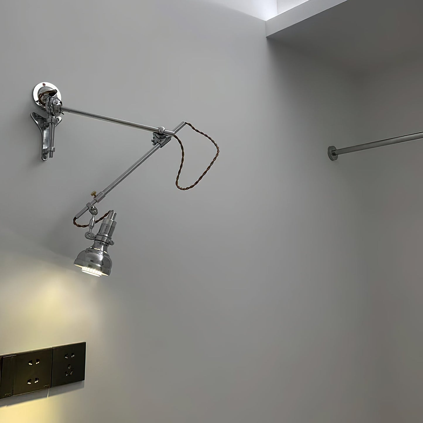 Vionune Rocker Arm Plug-in Wall Lamp