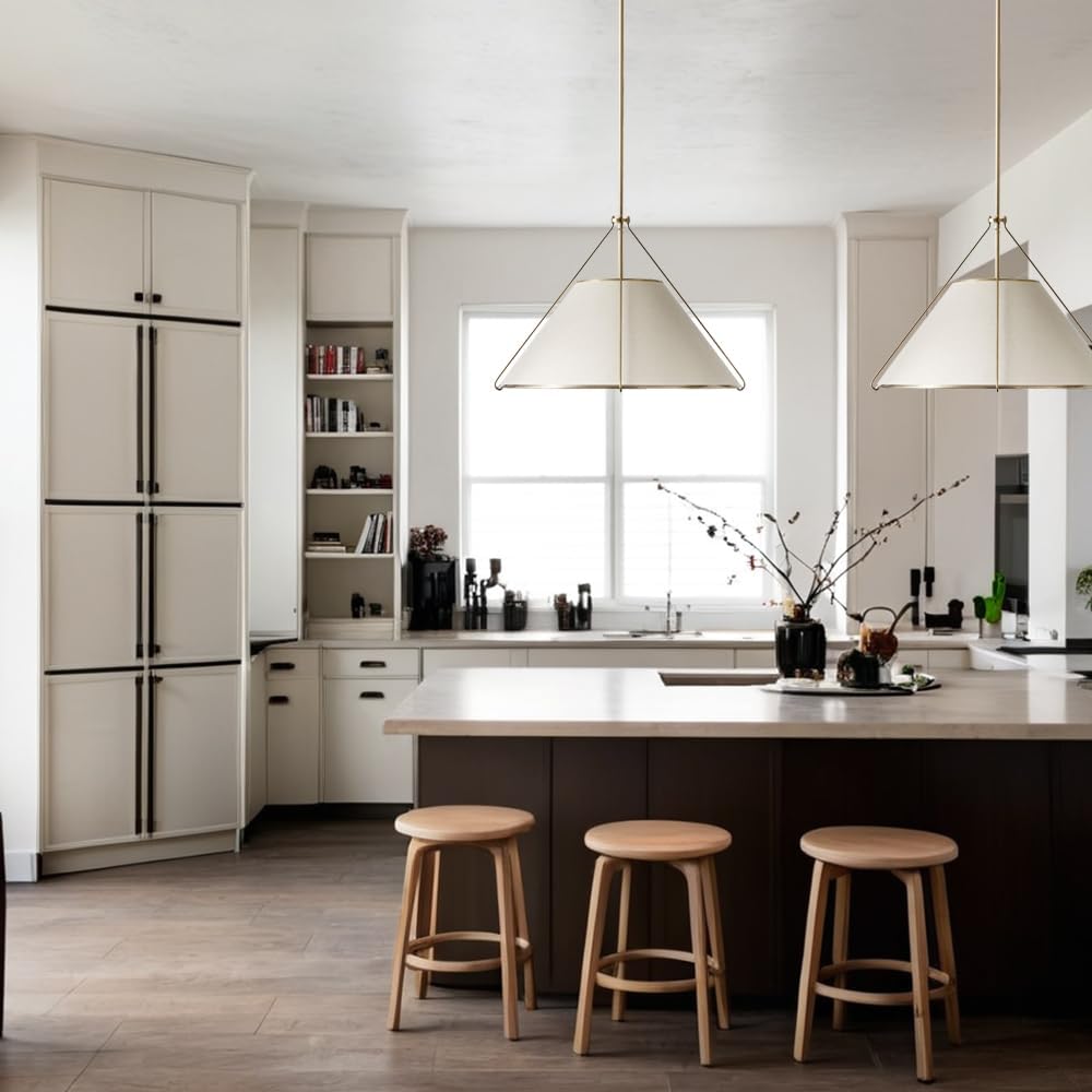 Natrolite Conical Pendant Lamp