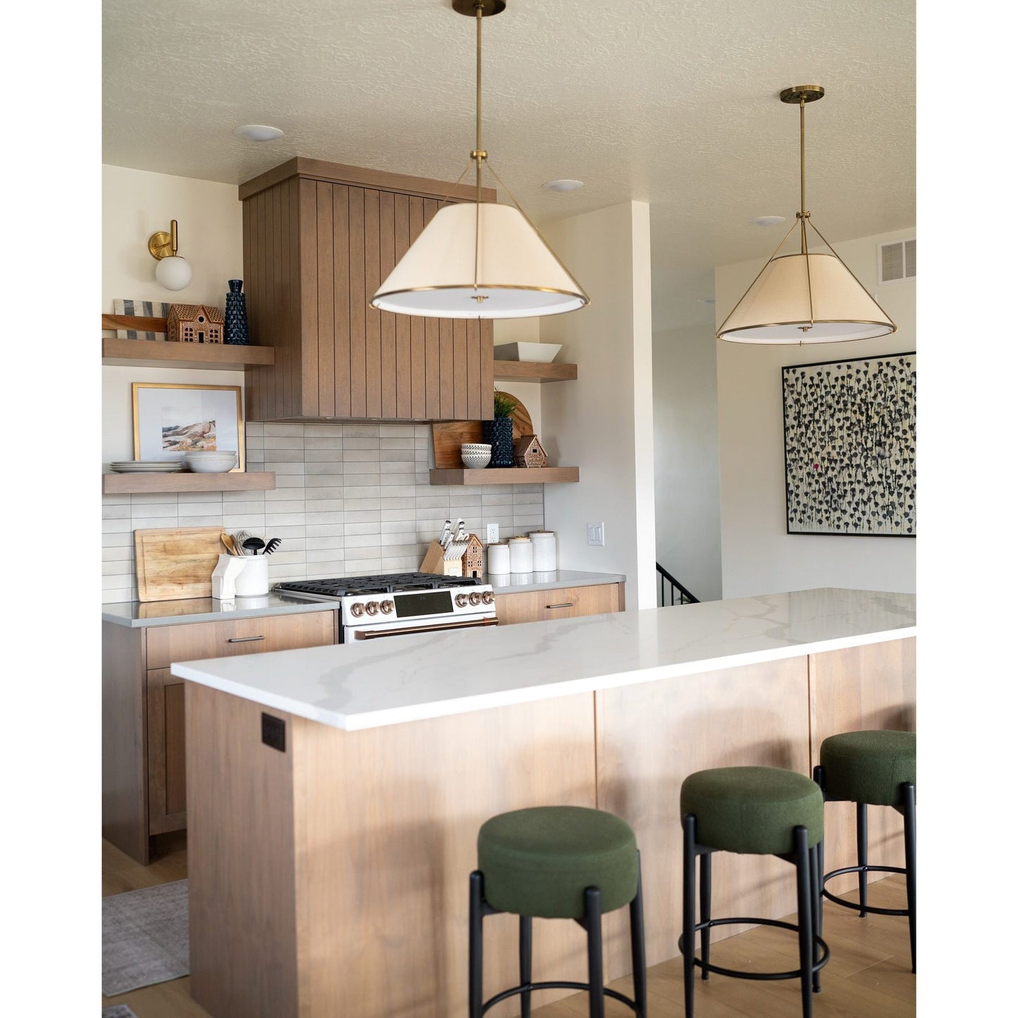 Natrolite Conical Pendant Lamp
