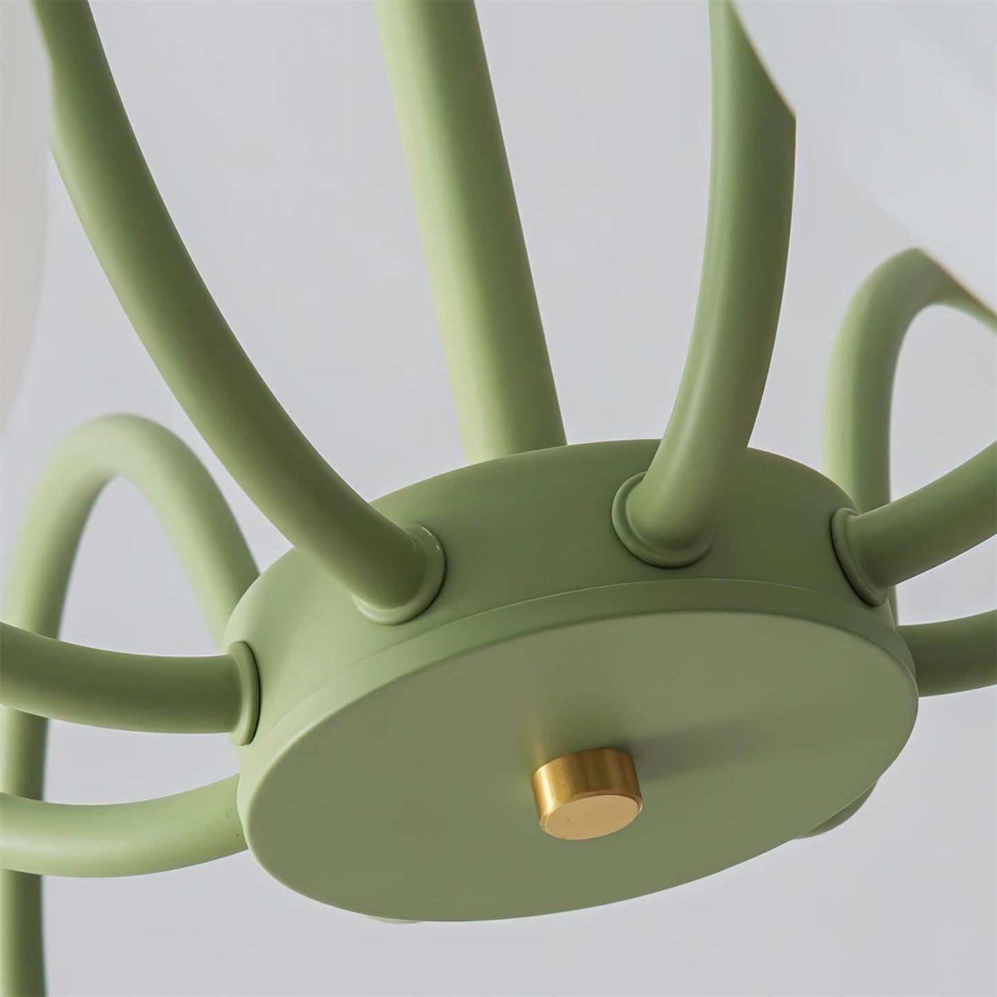 Quinen Chandelier