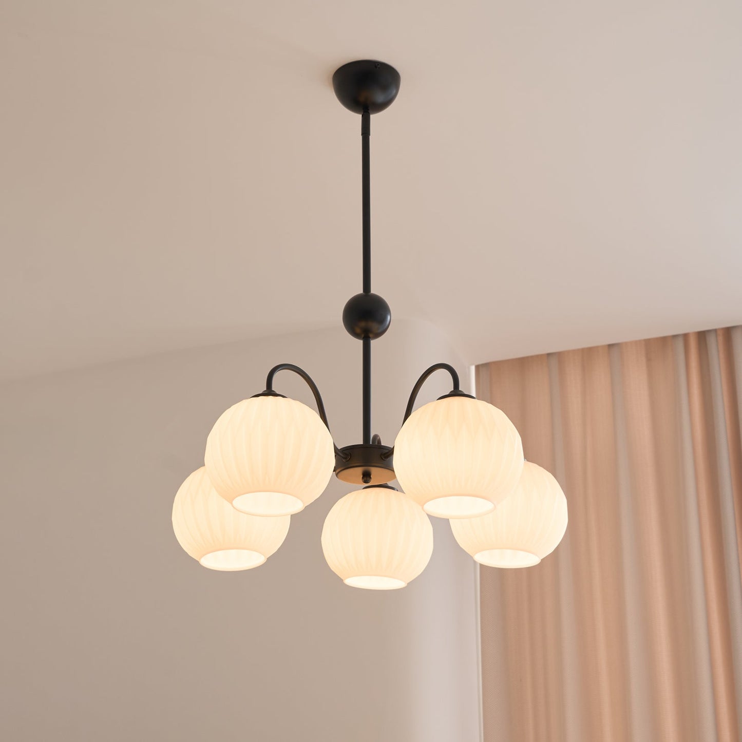 Quinen Chandelier