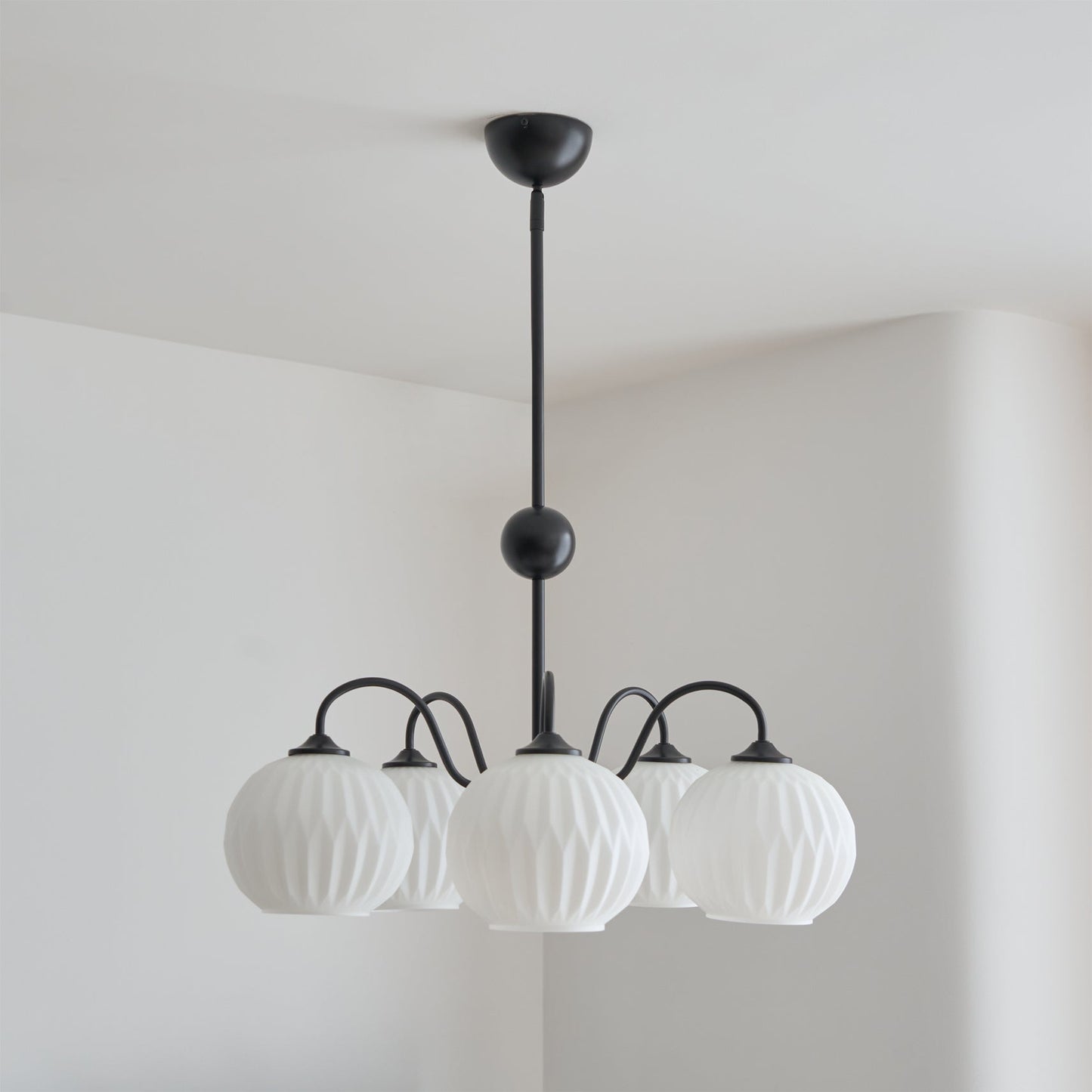 Quinen Chandelier