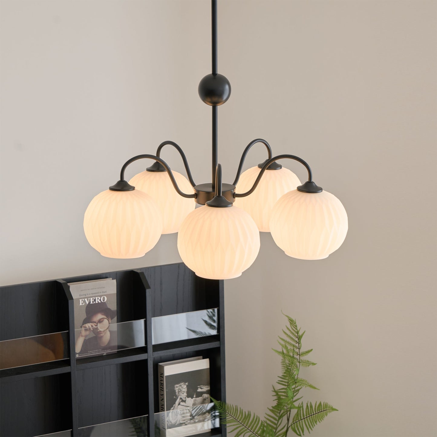 Quinen Chandelier