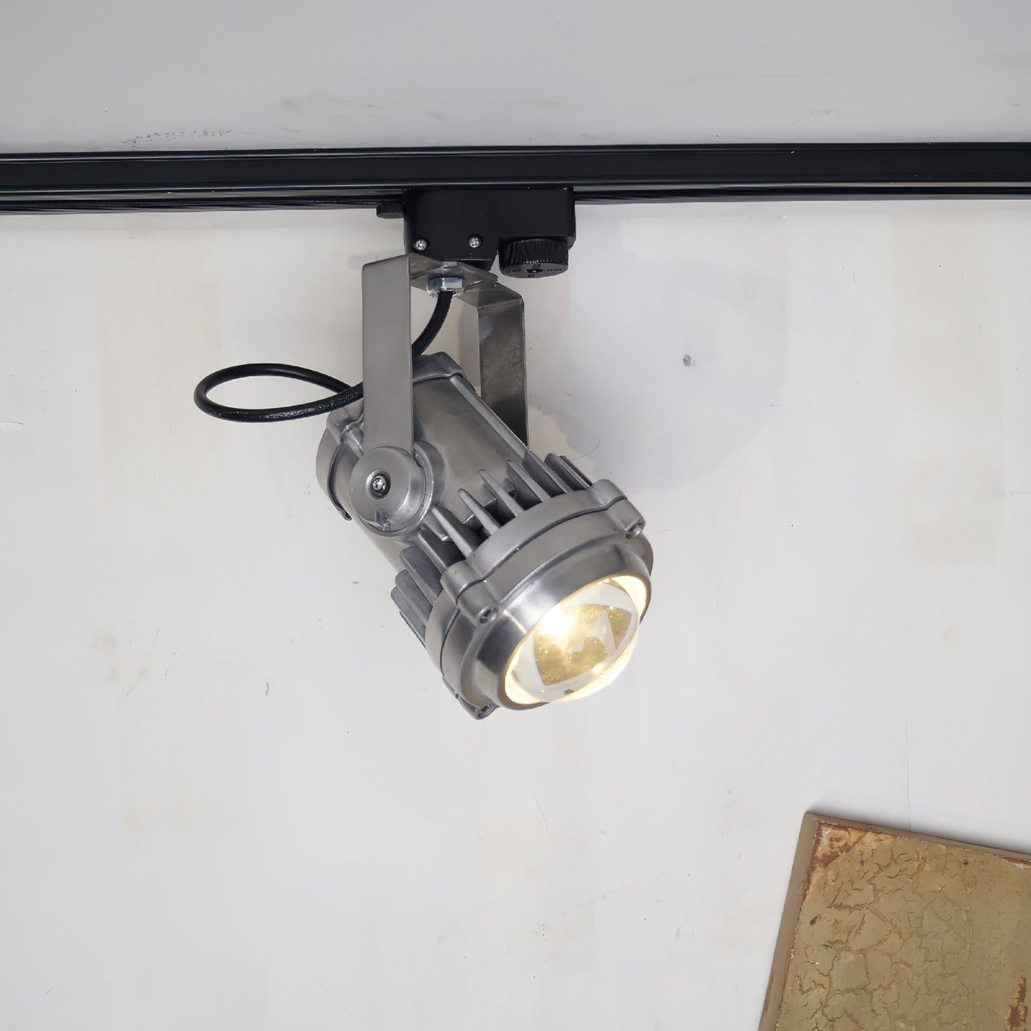 Falor Industrial Aluminum Track Lights