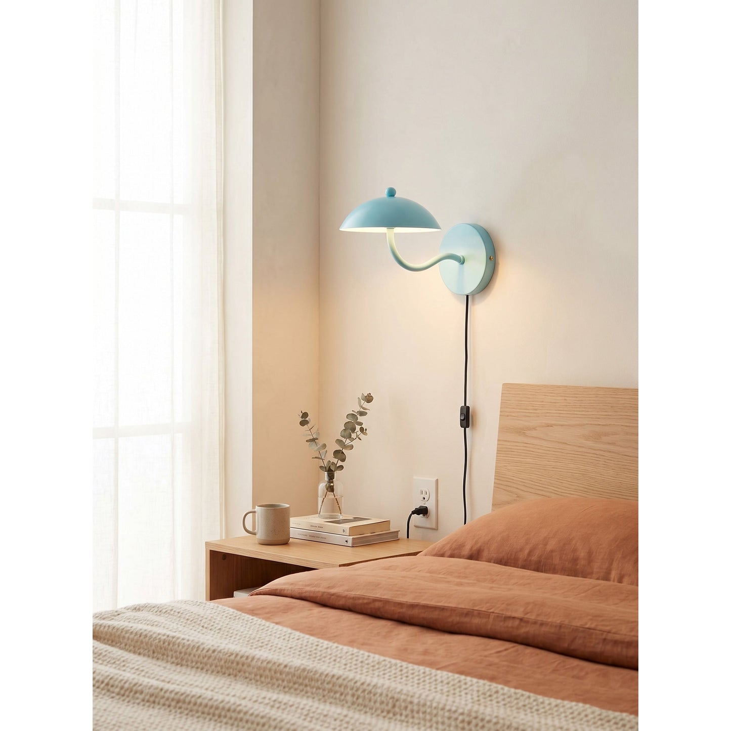 Jovo Plug-in Wall Lamp