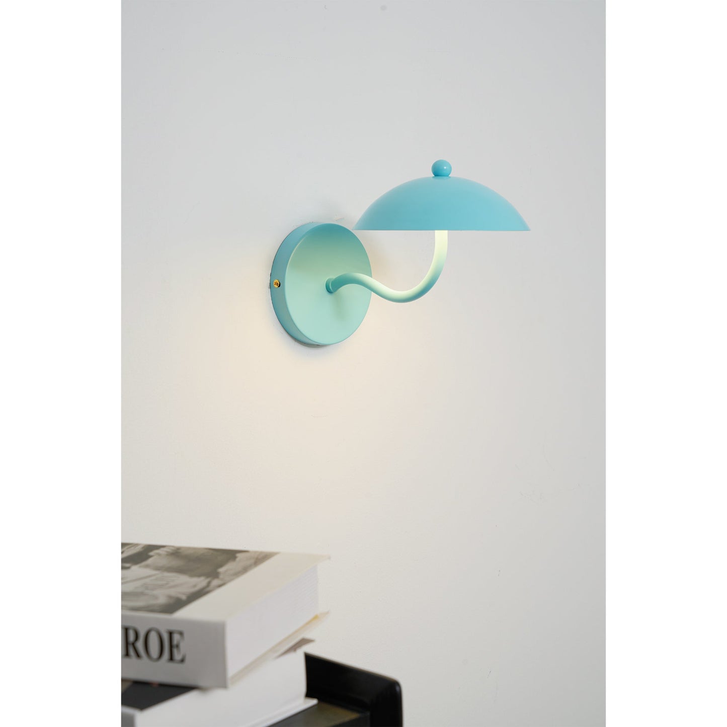 Jovo Wall Lamp