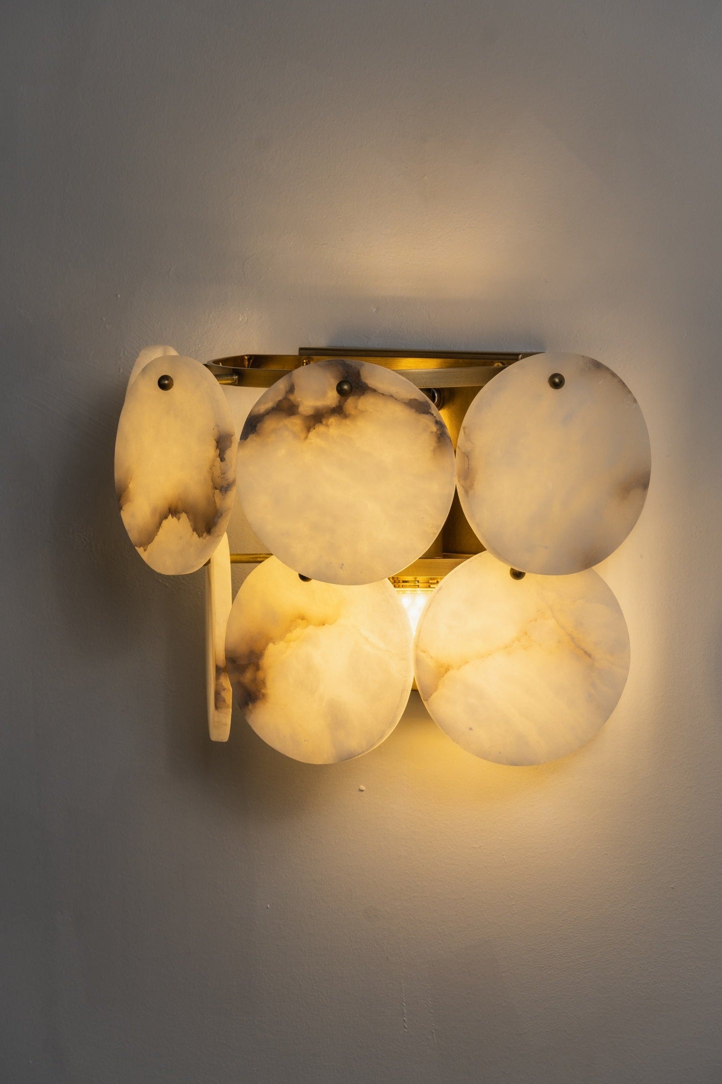 Nevune Alabaster Wall Lamp