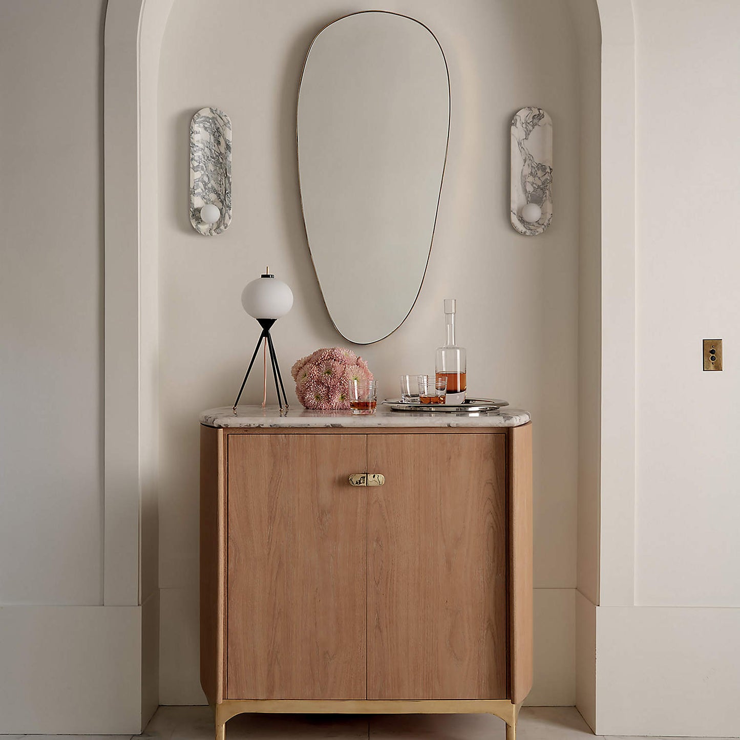 Jovai Marble Wall Lamp