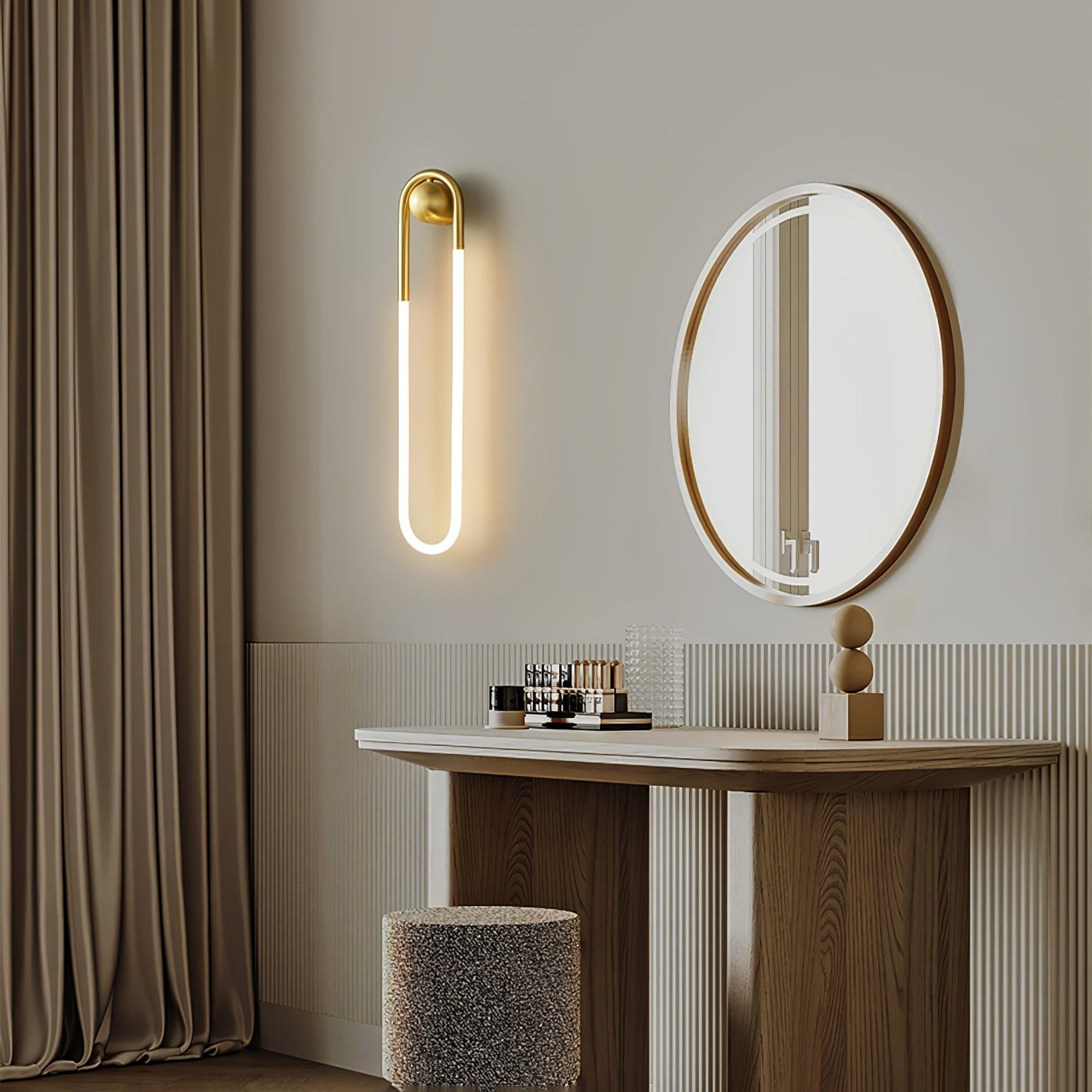 Elmika Loop Wall Lamp