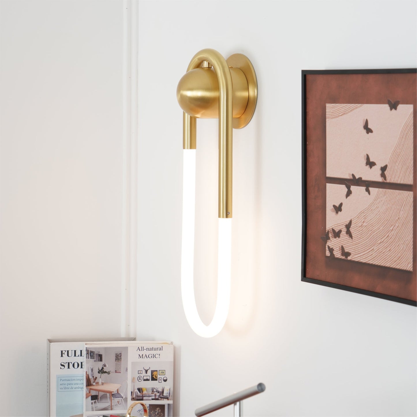 Elmika Loop Wall Lamp