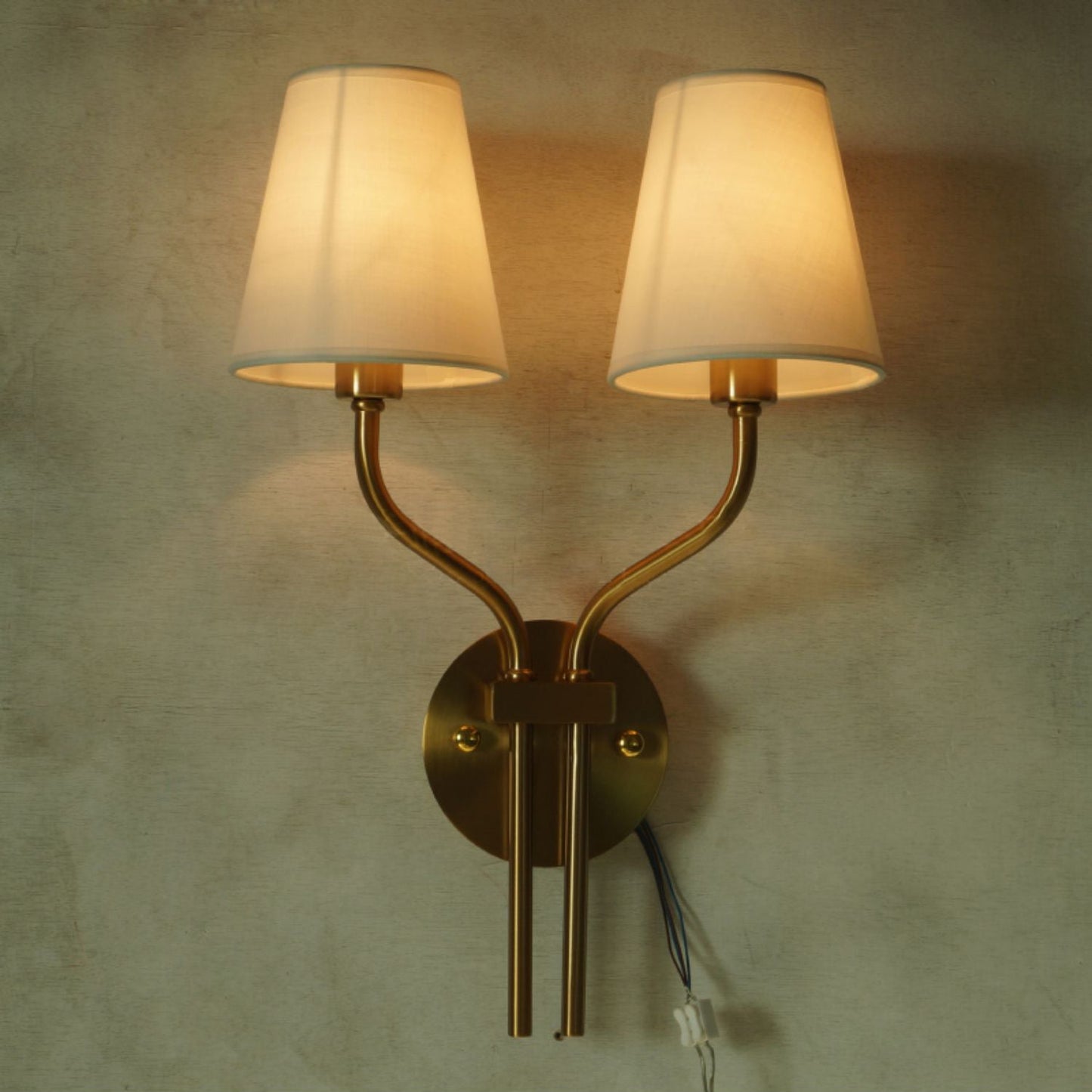 Halite Wall Lamp