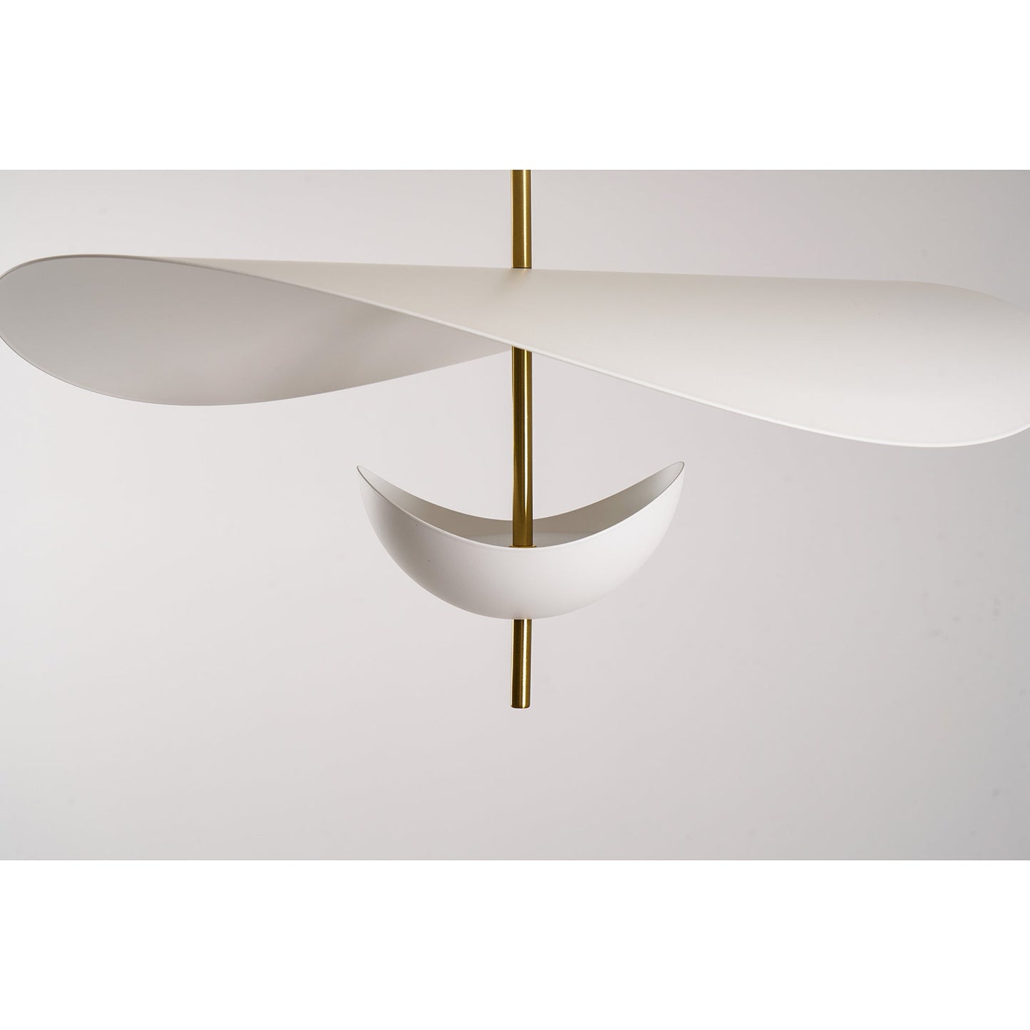 Sabo Floating Pendant Lamp