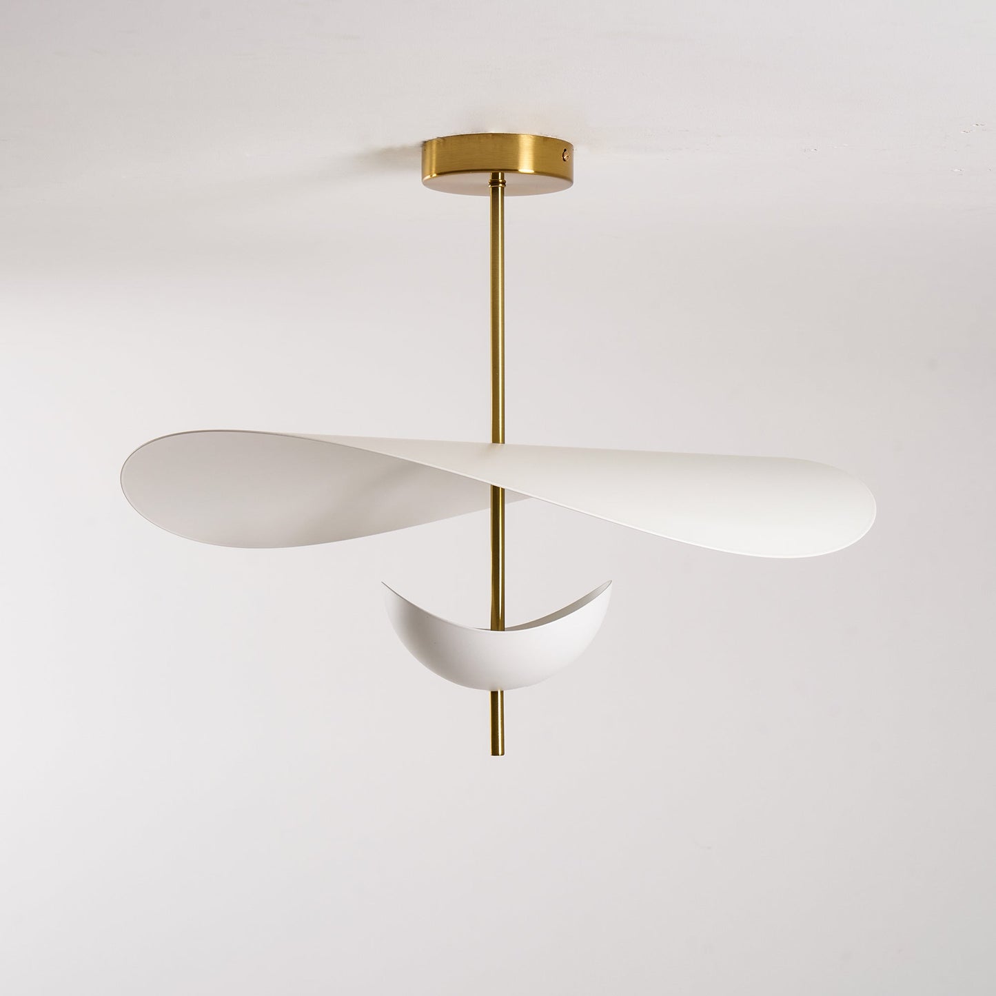 Sabo Floating Pendant Lamp
