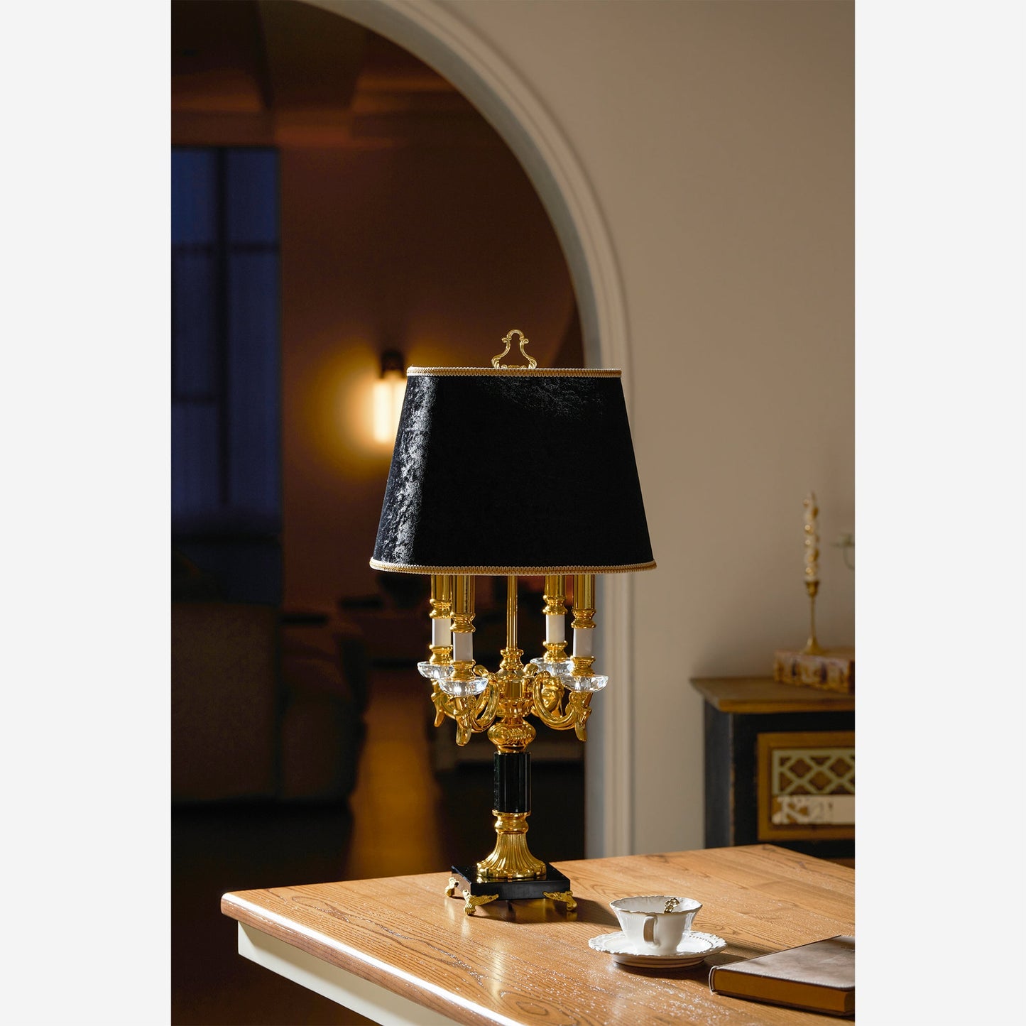 Zelai Table Lamp