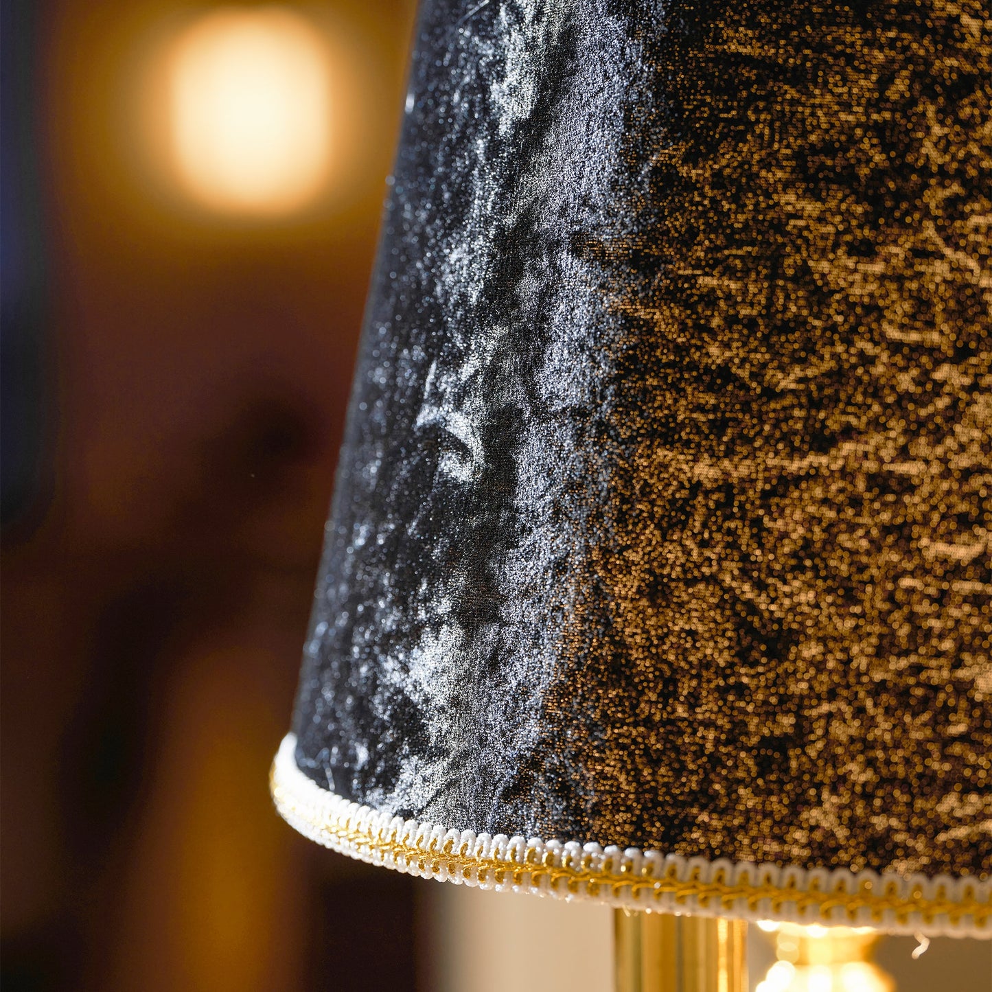 Zelai Table Lamp