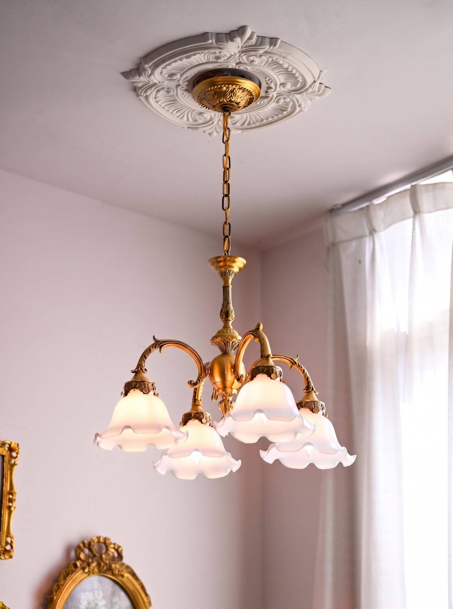 Lysune Chandelier