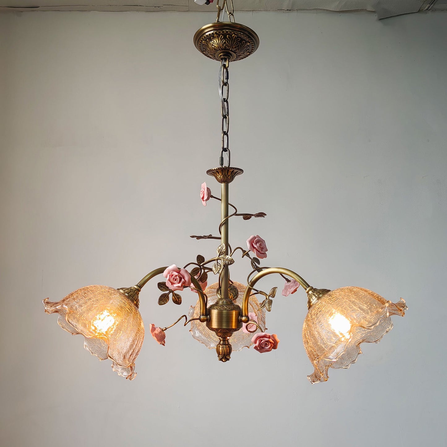 Kirola Chandelier