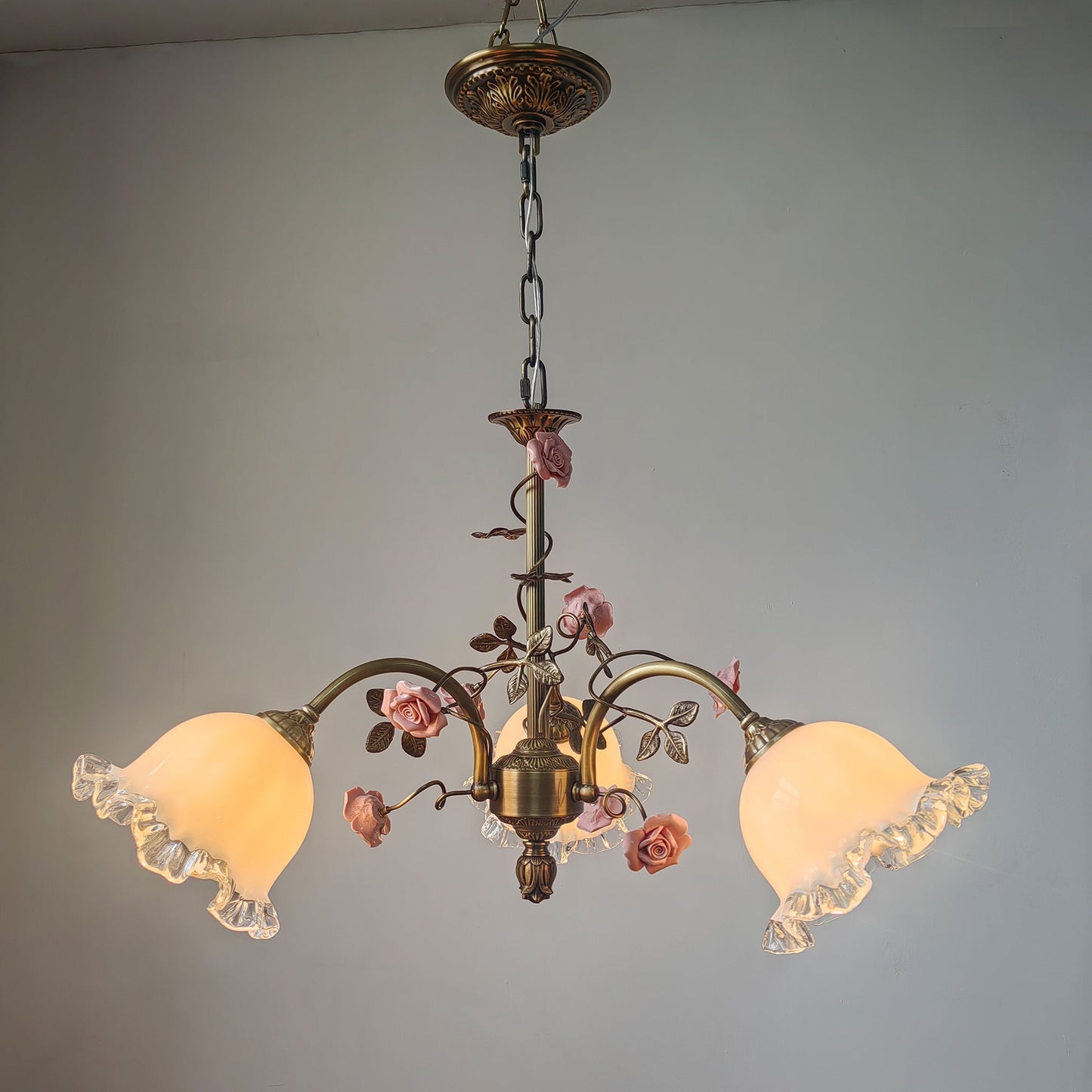 Kirola Chandelier