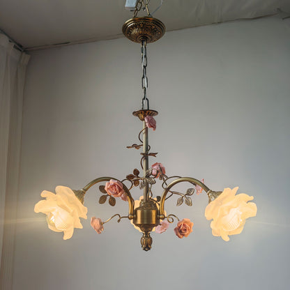 Kirola Chandelier