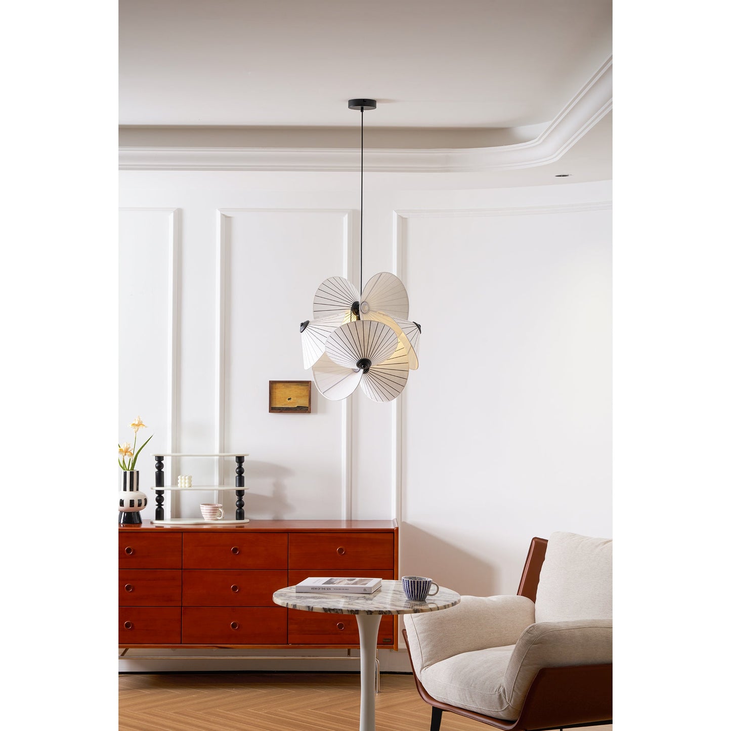 Dorique Pendant Light