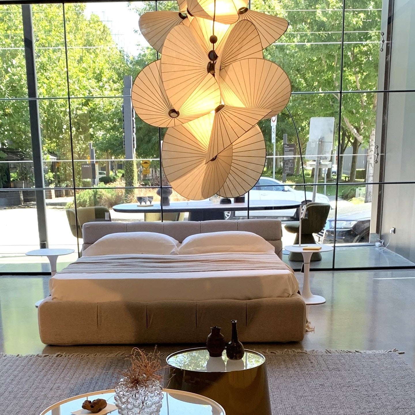 Dorique Pendant Light