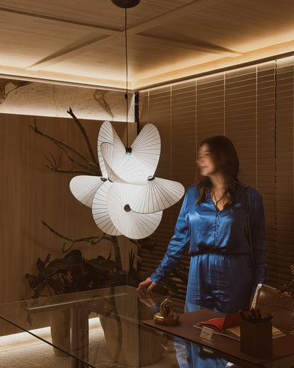 Dorique Pendant Light